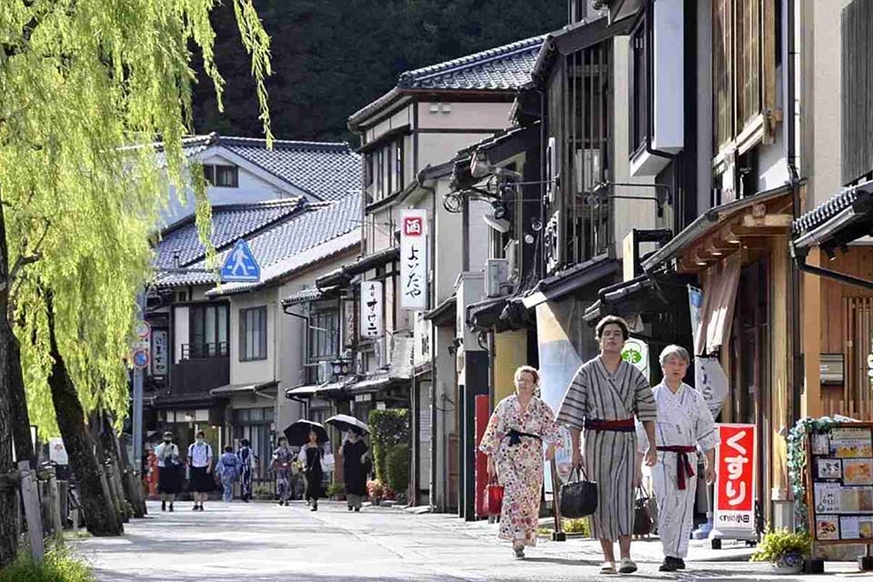 ‘High-value guests’ may be key to sustainable tourism ‘High-value guests’ may be key to sustainable tourism