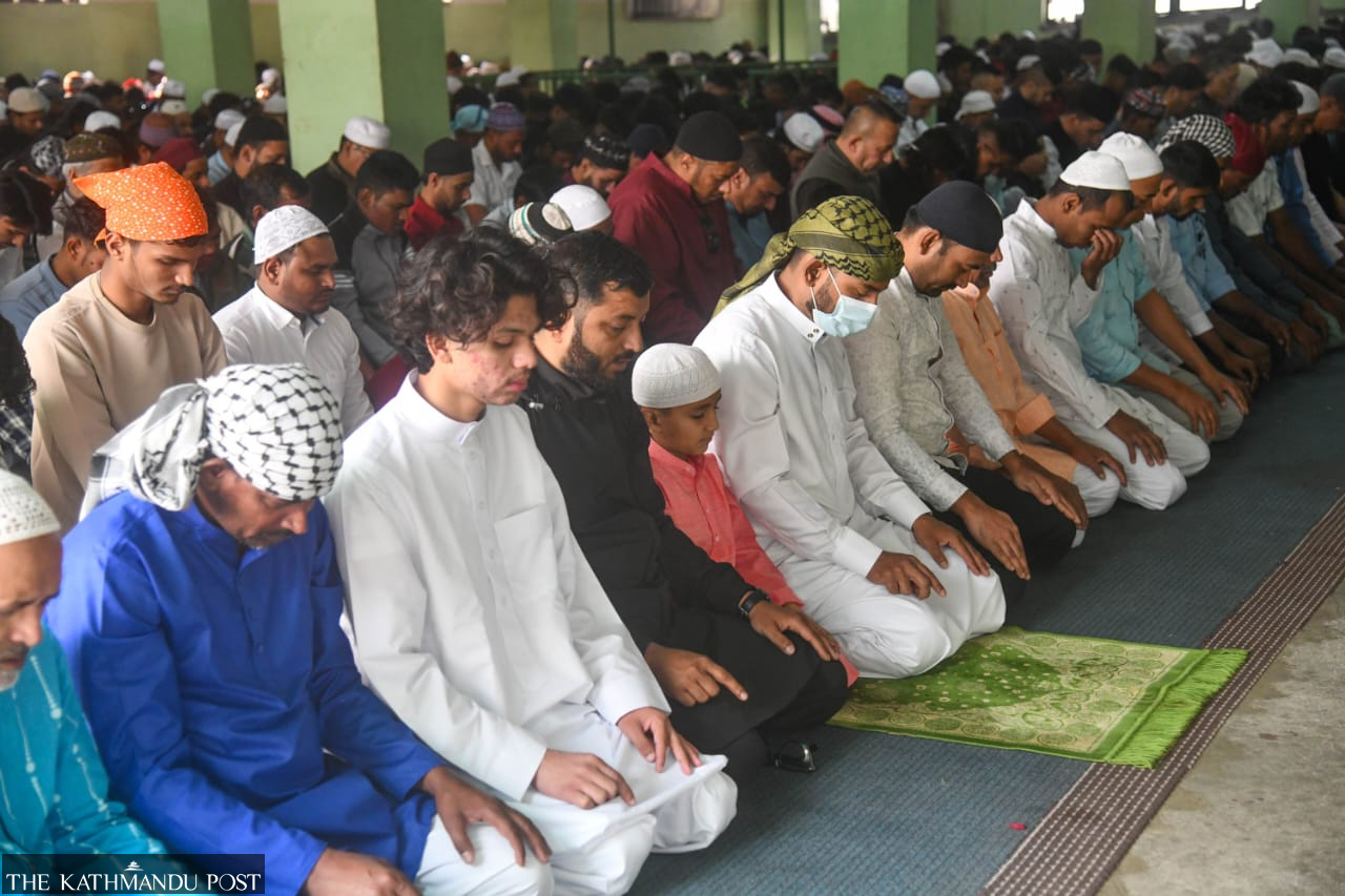 Devotees gathered at mosques and Eidgahs early in the morning, performing communal prayers and exchanging greetings. PHOTOS: THE KATHMANDU POST