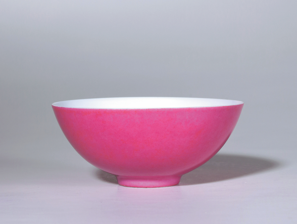 Ceramic works echo Chinese emperor's aesthetics