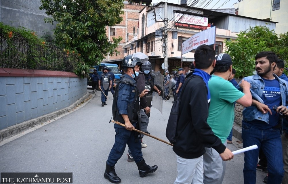 Police baton-charge protesters in Nepal’s Gwarko; photojournalists mistreated