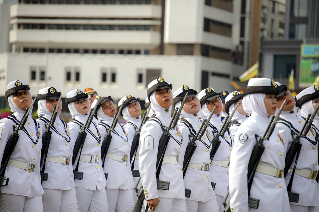 Bruneians pays tribute at Grand Parade to mark Sultan’s 79th birthday