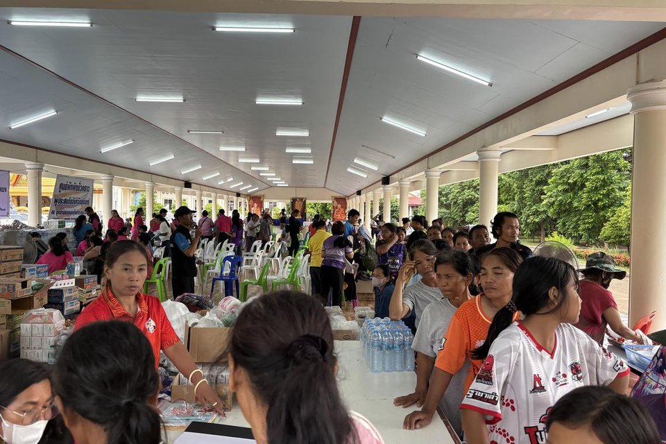 Displaced villagers at Thai-Cambodian border hope to go home as leaders set to meet for talks