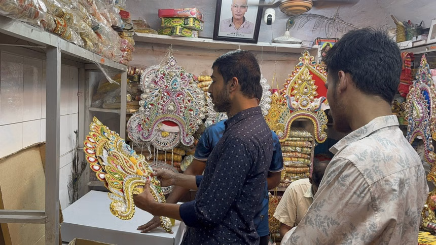 Clay, colour, and devotion transform Old Dhaka’s lanes ahead of Durga Puja