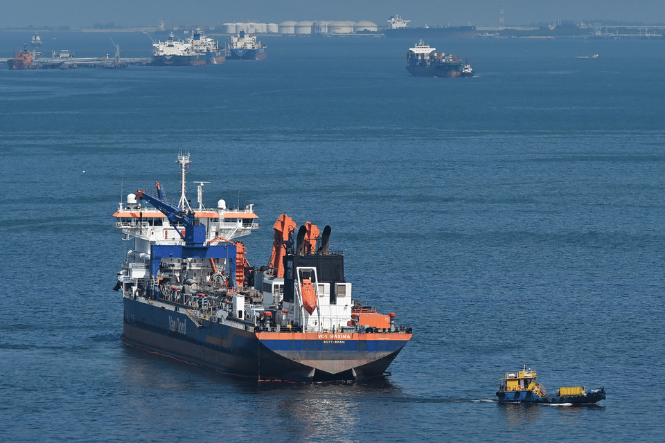 Vessel’s inability to deploy anchors among causes of Singapore’s worst oil spill in a decade