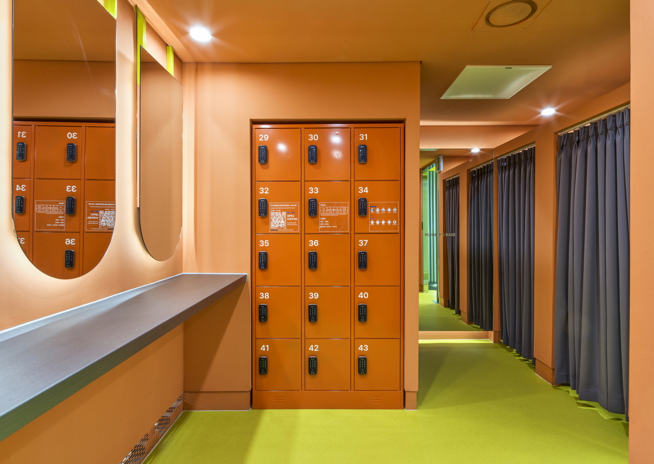 Seoul creates fitness spaces for runners at subway stations