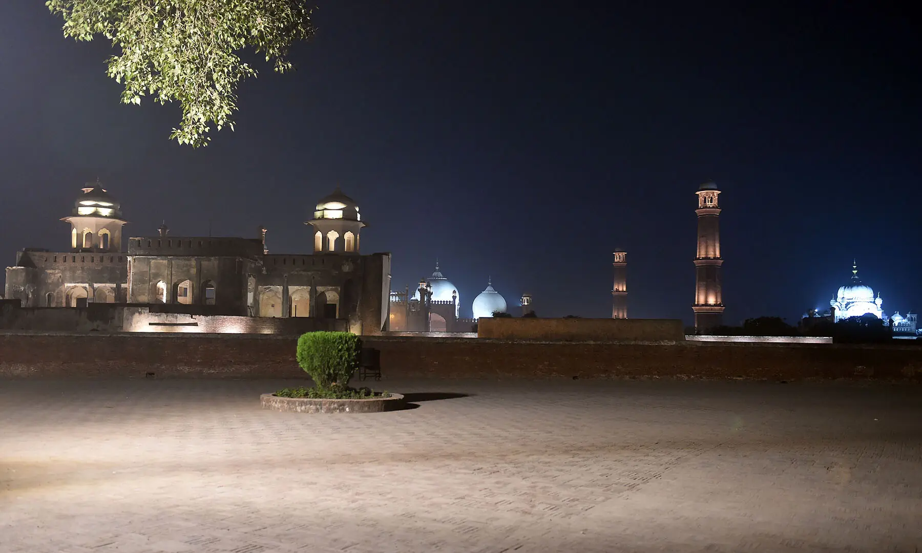 In pictures: A night tour of the walled city of Pakistan’s Lahore