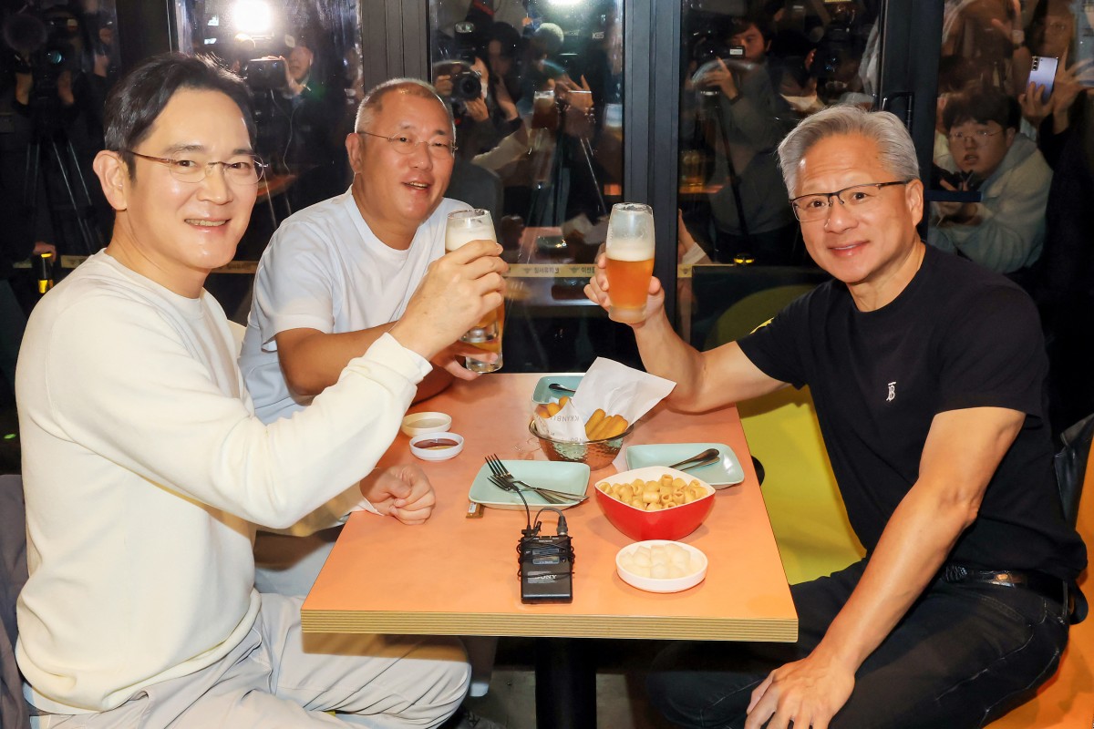 ミュージシャン UTD FOODIE Seoul chicken restaurant limits use of Nvidia CEO Jensen Huang