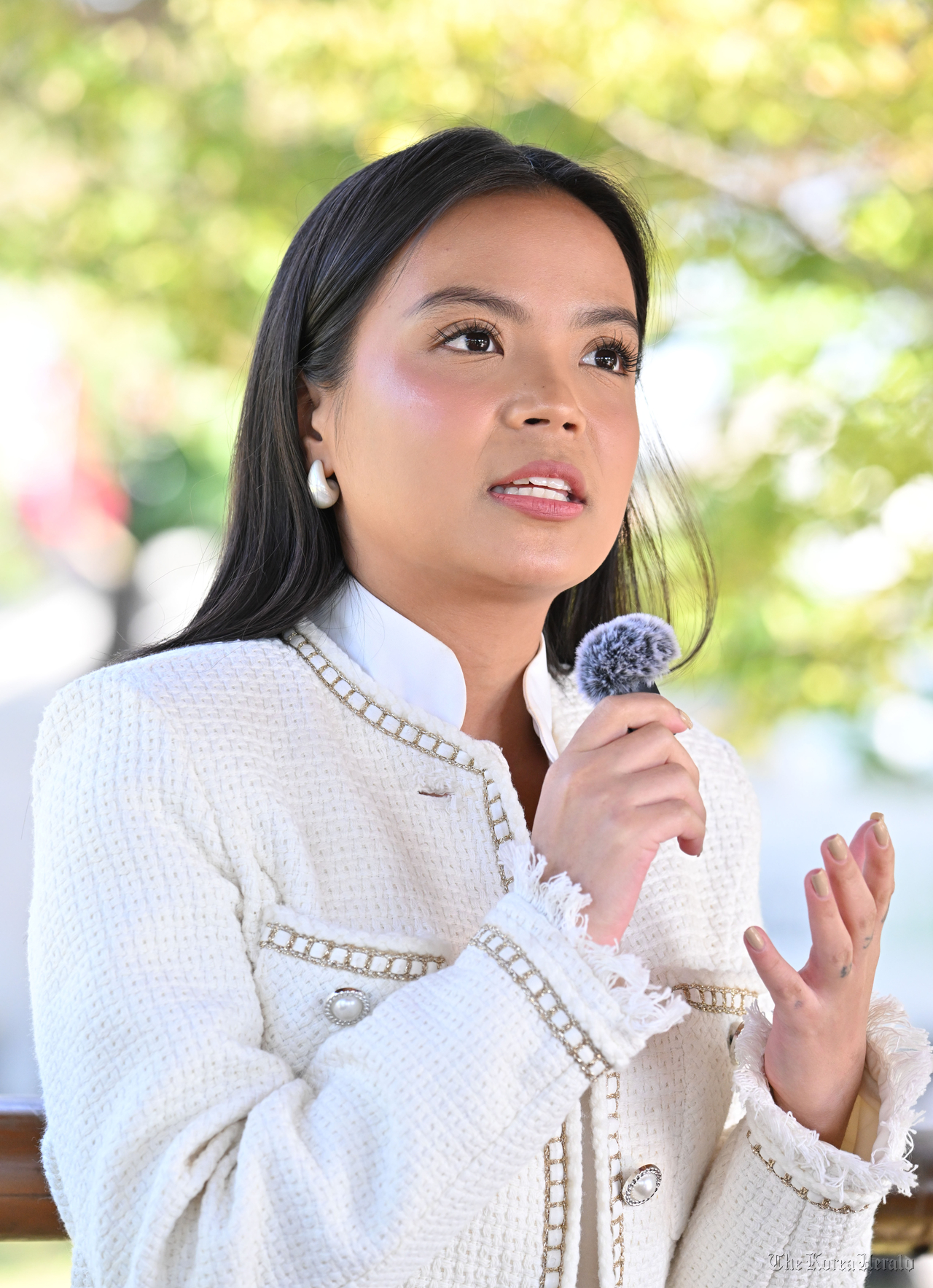 How a car karaoke video transformed a Filipino single mother’s life