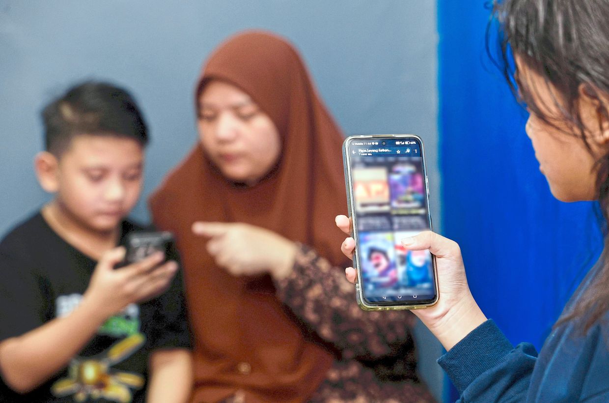 Malaysia’s proposed social media ban fails to click with teens