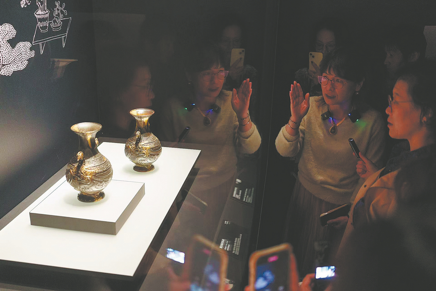 Chinese bronzewares still shine bright