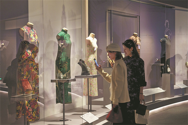 China’s iconic qipao celebrates its distinct fashion culture