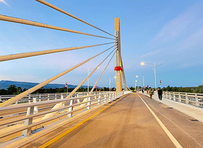 Laos, Thailand open fifth Friendship Bridge, strengthening cross-border connectivity