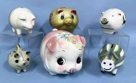 Popularity of piggy banks showcased at Japanese bank's museum