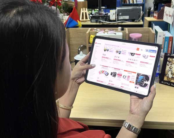 Vietnamese spend $45 million a day on online shopping