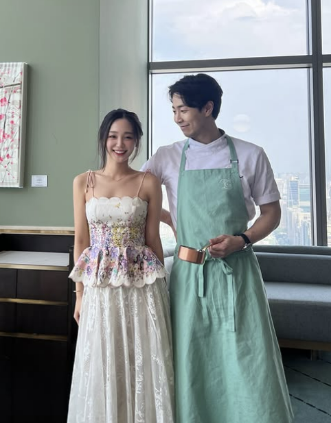 DL Holdings fourth-generation heir Lee Ju-young (left) with Chef Son Jong-won. PHOTO: INSTAGRAM/THE KOREA HERALD