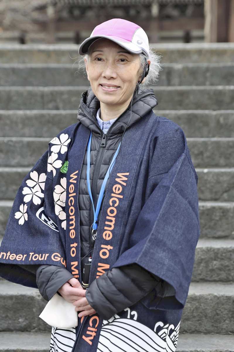 Tokyo wards train volunteer tour guides for locals passionate about their area’s charms