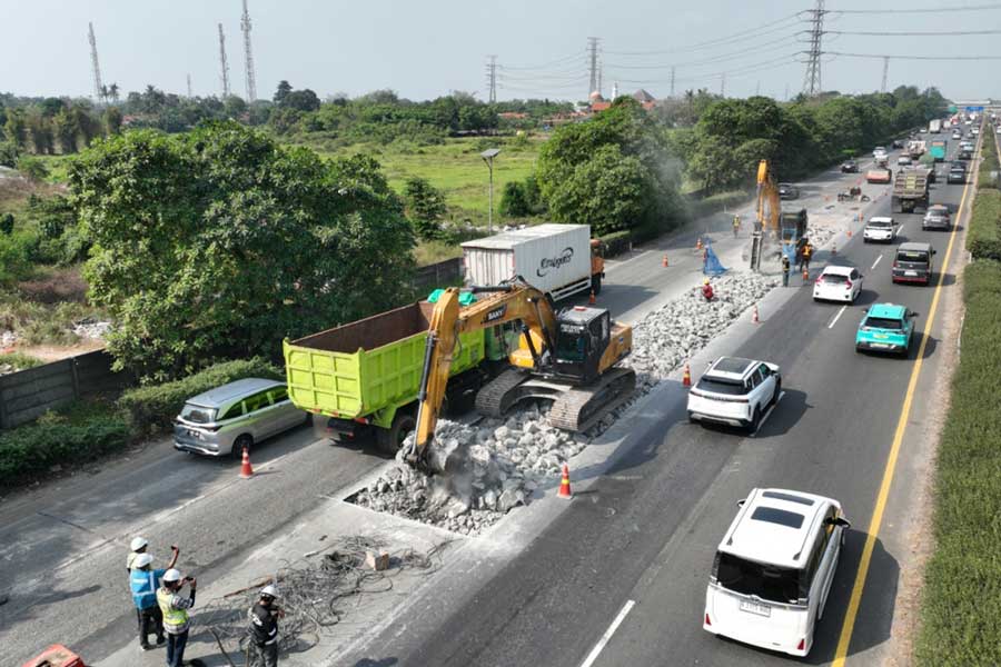 Roadworks Cause Significant Congestion for Jakarta-Tangerang Toll Road Commuters
