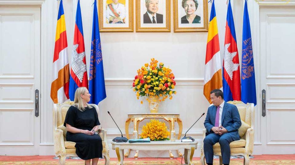 13_3_2024_prime_minister_hun_manet_right_meets_with_european_commissioner_for_international_partnerships_jutta_urpilainen_at_the_peace_palace_in_phnom_penh_on_march_12_stpm.jpg