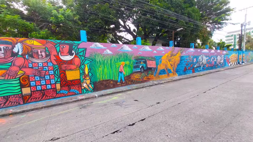 150-meter-mural-Bacolod-City-15October2024.jpg.avif