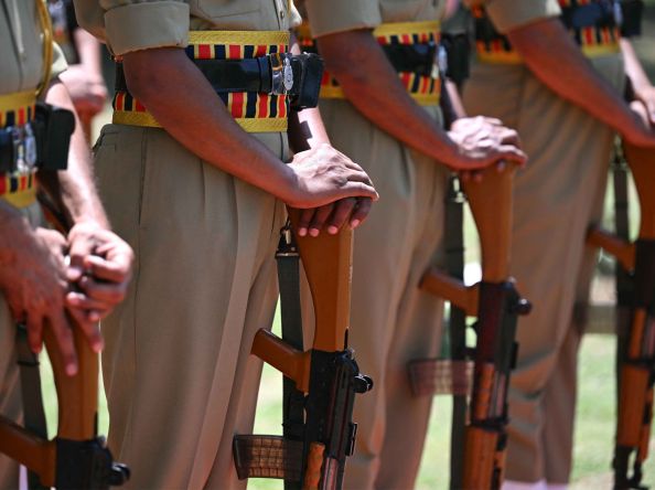 Pakistan-India militaries discuss ceasefire in 1st round of talks