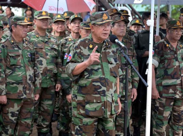 Thai PM, Cambodian Senate President conduct separate border visits