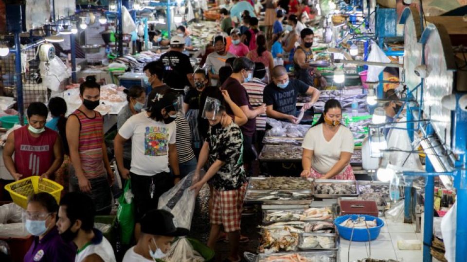 2022-07-05T021923Z_2_LYNXMPEI6400Q_RTROPTP_4_PHILIPPINES-ECONOMY-INFLATION-768x512-1.jpg