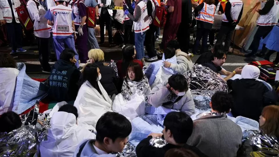 2022-10-29T170842Z1697652698RC24BX9WWZRCRTRMADP3SOUTHKOREA-STAMPEDE_6.webp