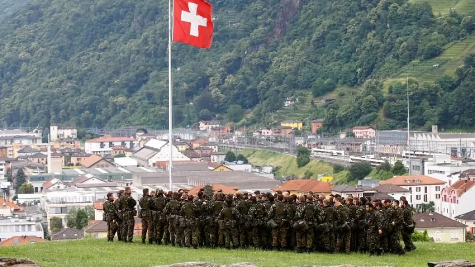 2022-11-09T090624Z717361184RC2VNU9S3BGXRTRMADP3SWITZERLAND-NEUTRALITY.webp