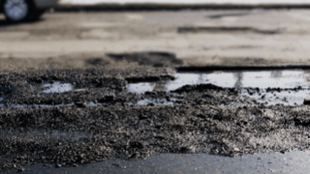 222008117685e6c.gif