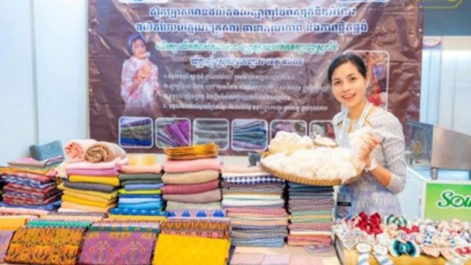 22_1_2025_khuy_chansu_the_heart_and_soul_behind_soukabas_handicrafts.jpg