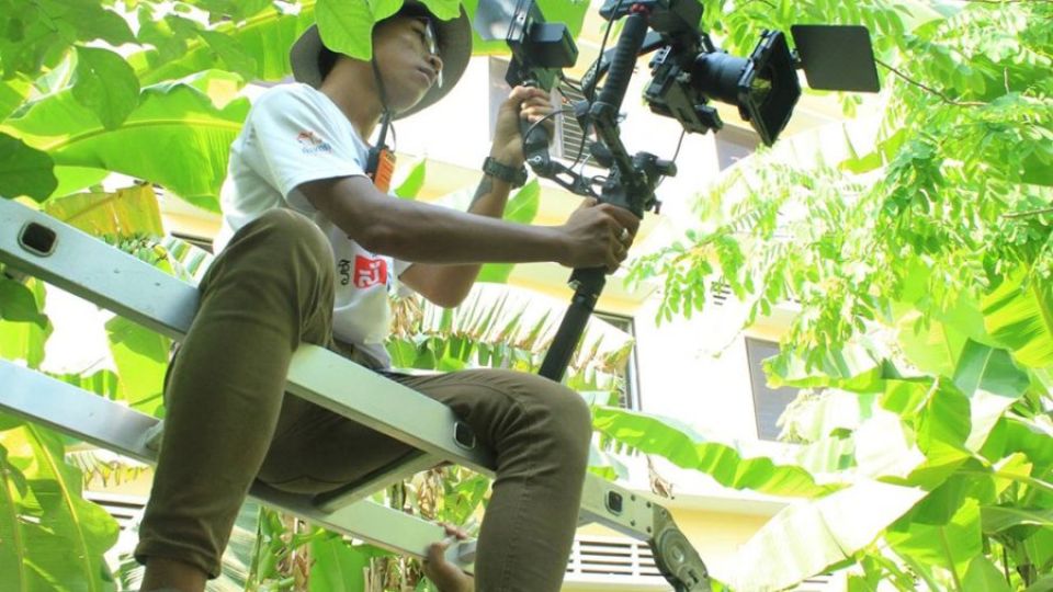 24_1_2025_chea_lim_heng_a_20_year_old_filmmaker_working_on_one_of_his_previous_projects.jpg