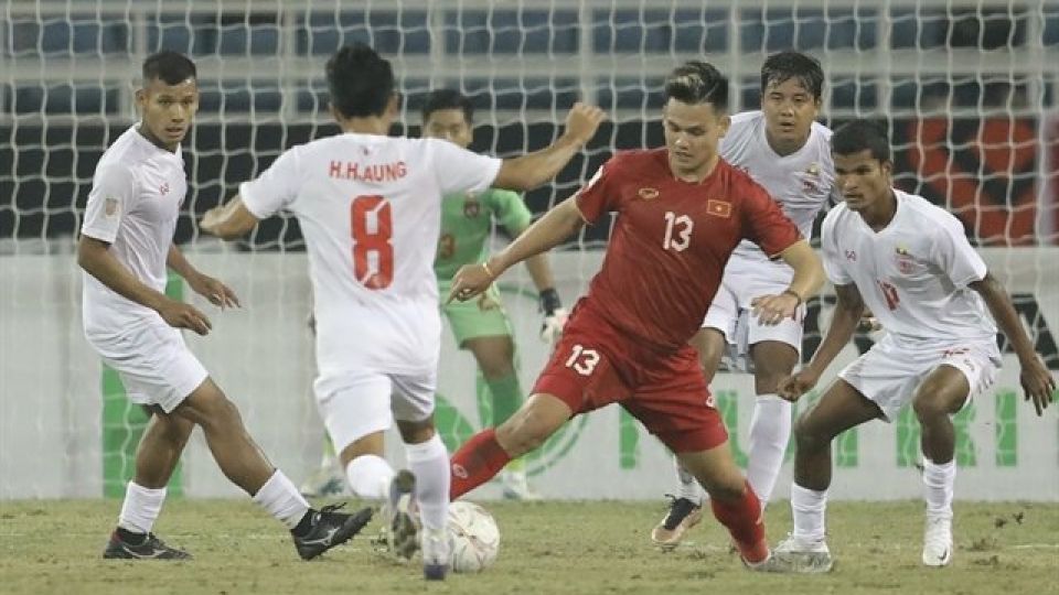 SEA Games 30 Vietnam score thrilling 21 comeback win over Indonesia  VNA  Photos  Vietnam News Agency VNA