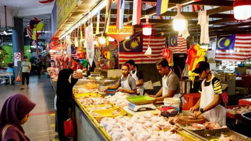 Malaysian special Parliamentary committee draws up recommendations to ease rising cost of living