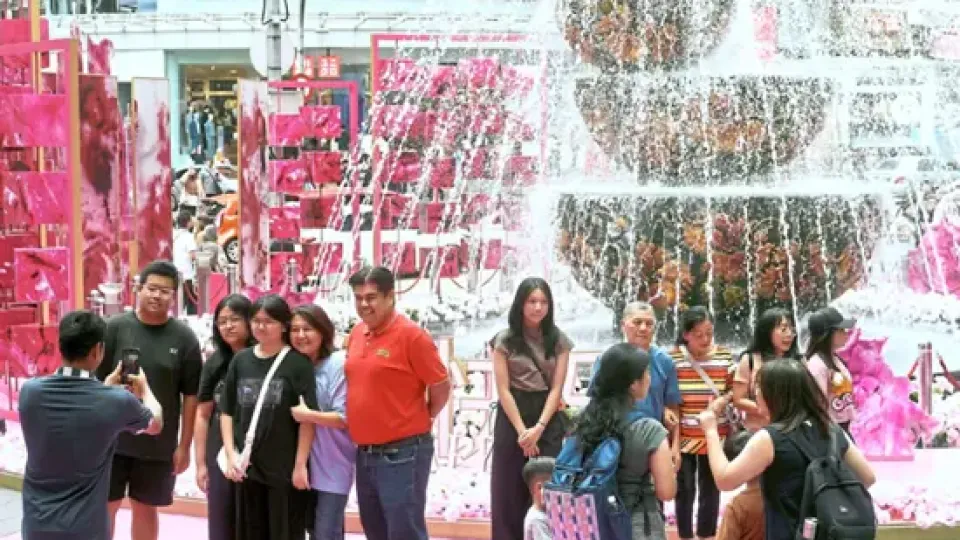 Shopping bug bites Malaysians