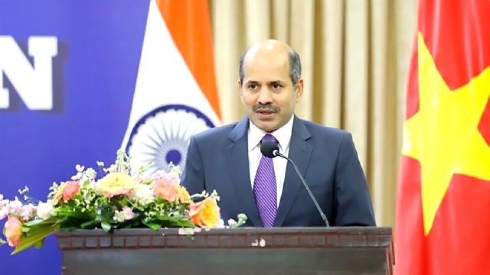 329791_4759536530333632_india.jpg