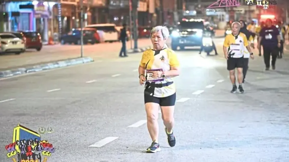 Malaysian couple redefines senior living by climbing mountains, running marathons