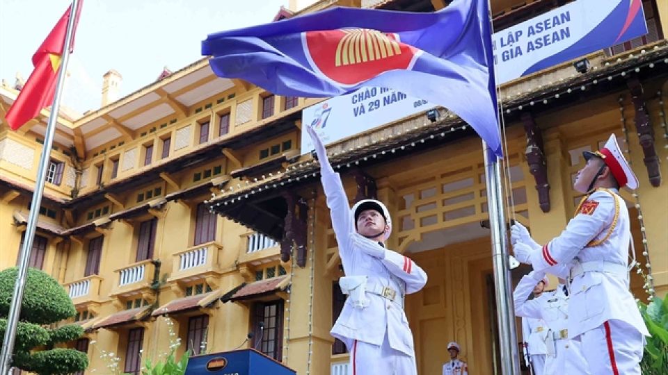 367072_4923483880507725_asean1.jpg