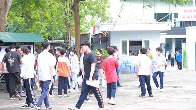 416203_truong-hoc-17129379817661258098093.jpg