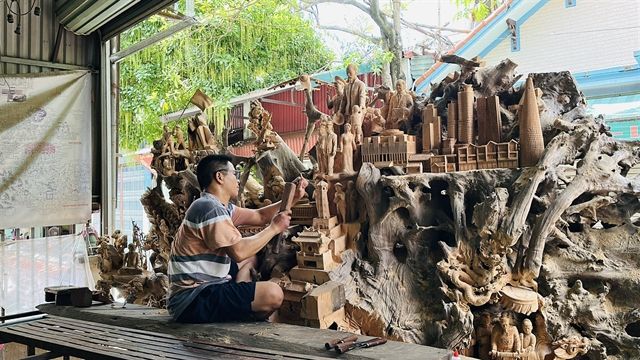 434796_wood.jpg