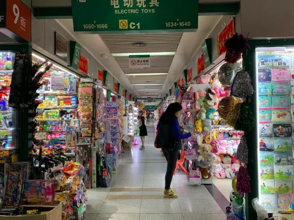 From trade hubs to attractions: China’s wholesale markets are becoming tourist hot spots