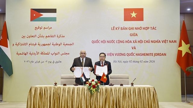 482652_5392921054427348_vna_potal_chu_tich_quoc_hoi_tran_thanh_man_chu_tri_le_don_va_hoi_dam_voi_chu_tich_ha_vien_vuong_quoc_hashemite_jordan_8568273-2.jpg