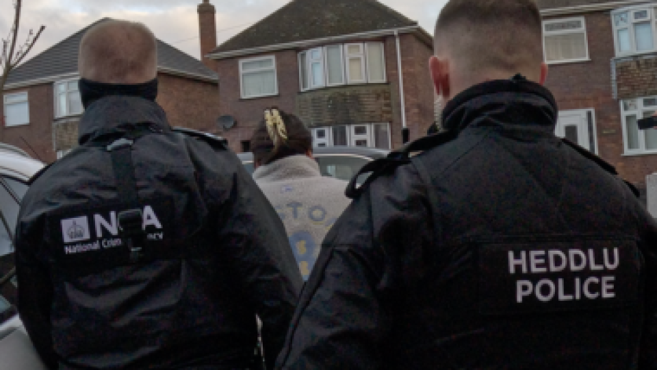 493791_5441849612140563_Wrexham_arrest.png