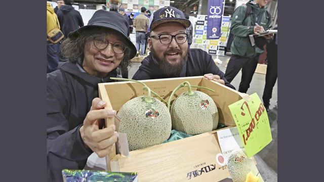 5-Yubari-melons.jpg