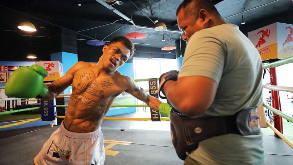 5_2_2024_kun_khmer_fighter_chan_na_during_a_workout_at_the_haha_super_fight_club_gym_in_olympia_mall_on_january_16_hong_menea.jpg