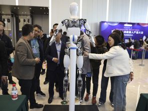 China’s first humanoid robot conference attracts industry players