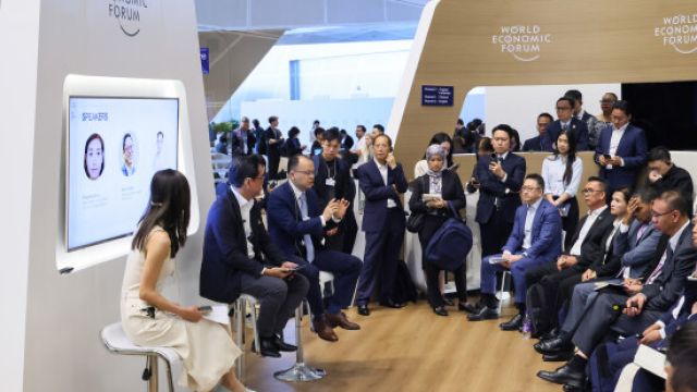 782994-SummerDavos-XTransfer-jpg.jpeg