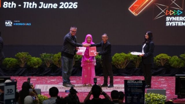 787201-Official-Photo-1-From-lef.jpeg