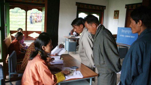 AFP__20070528__Del115795__v2__MidRes__BhutanPoliticsMockElections.jpg