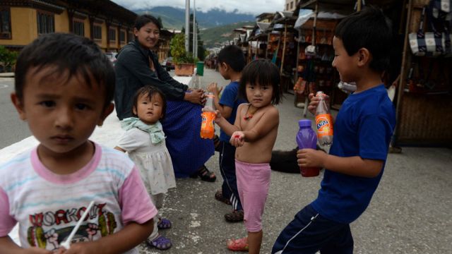 AFP__20180823__18J9OC__v4__MidRes__BhutanSocietyChildren.jpg