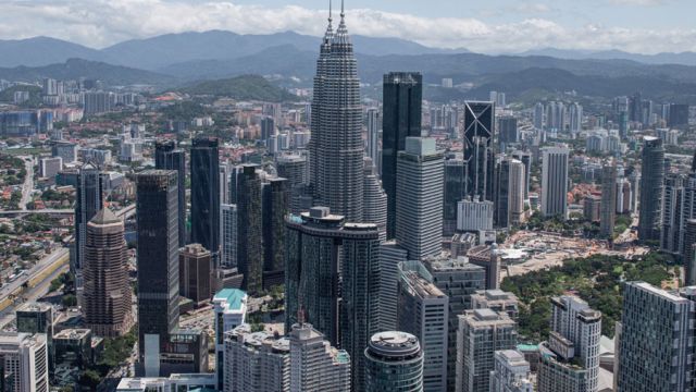 AFP__20200224__1P91Q7__v1__MidRes__MalaysiaArchitecturePolitics.jpg
